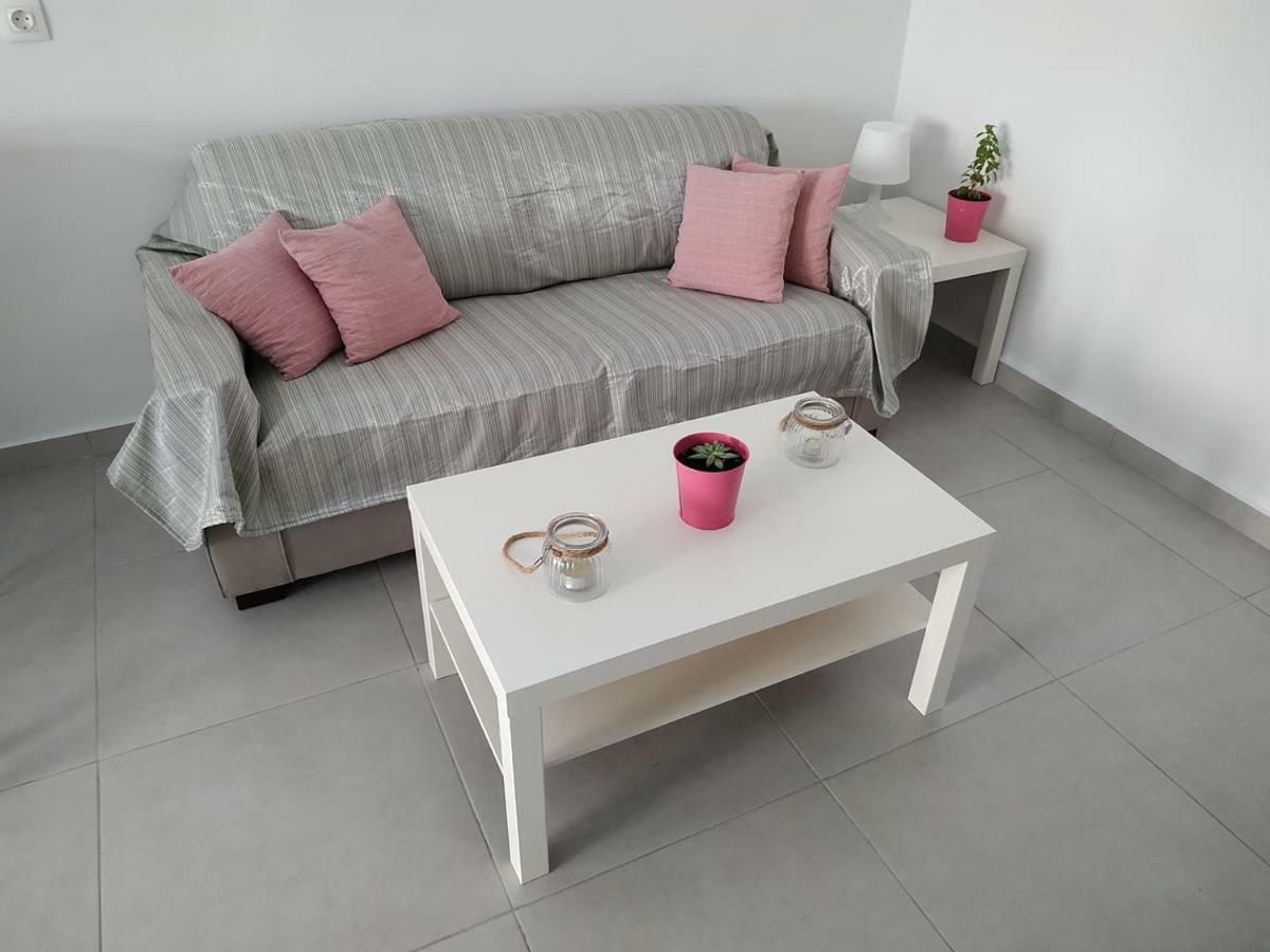 Finiki Seaside Apartment Eksteriør billede