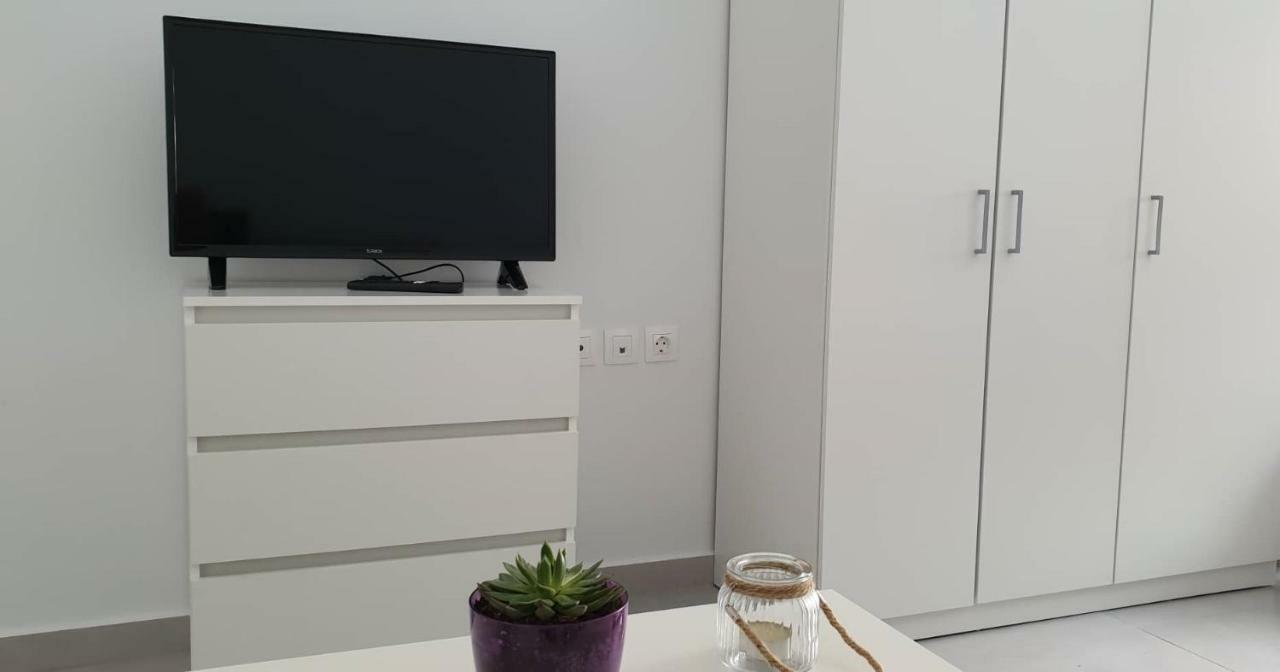 Finiki Seaside Apartment Eksteriør billede